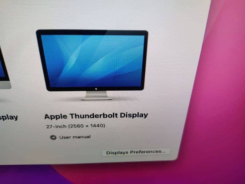 Apple Thunderbolt 27 inch Display 1