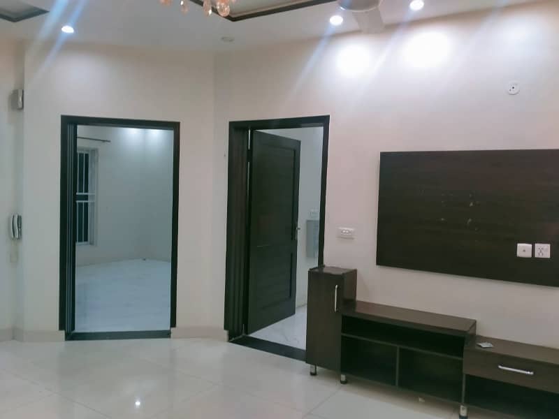 10 MARLA LIKE A BRAND NEW LUXURY GOOD EXCELLENT CONDITION LOWER PORTION HOUSE FOR RENT IN DD BLOCK BAHRIA TOWN LAHORE 24