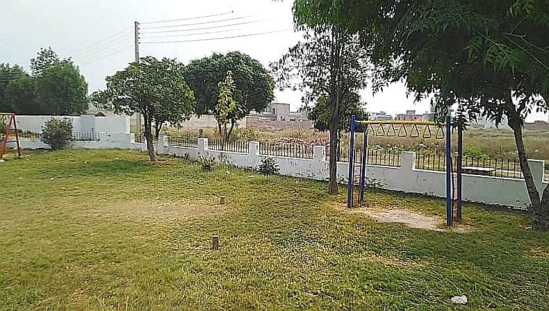 Affordable Prime Location Residential Plot Of 10 Marla Is Available For sale 2