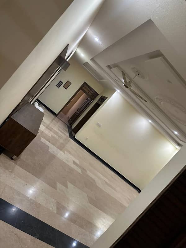 5 BEDROOMS DOUBLE STOREY HOUSE FOR RENT IN I-8 ISLAMABAD. 4