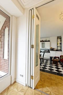 Door /Folding door/wooden door