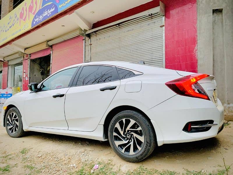 Honda Civic Oriel 2017 3