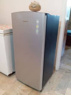 Dawlance Refrigerator model 9108 Deluxe