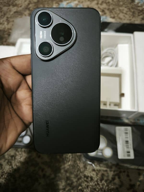 Huawei Pura 70 12/256 Full Box with Gifts New Phone 3