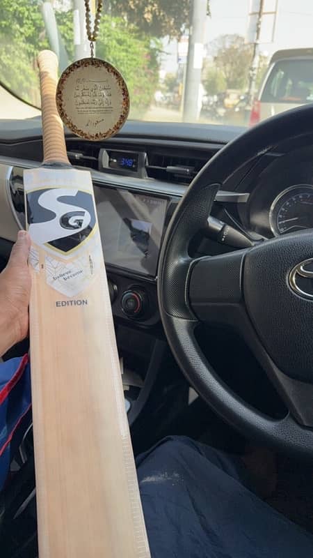 Premium Quality English Willow Cricket Bat 0