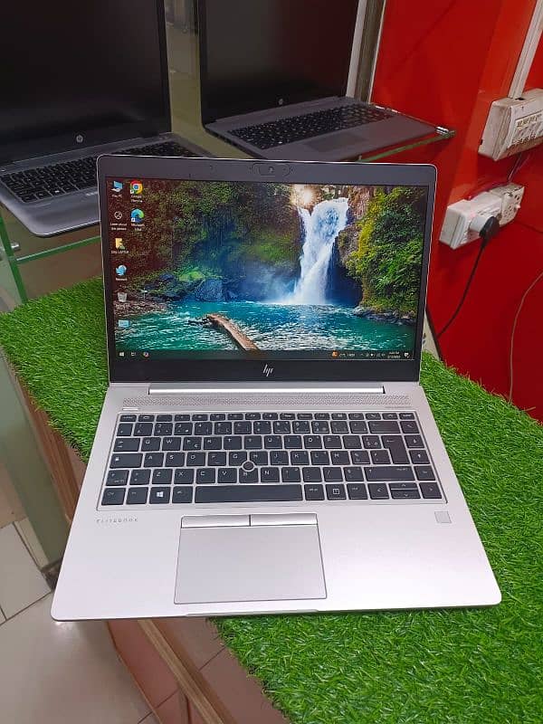 Hp EliteBook Ryzen 7 Vega Card 2GB Dadicated 8GB RAM 256GB NVMe || 9