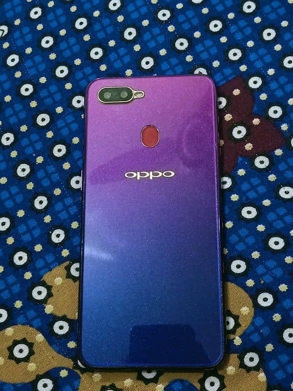 Oppo F9 /03283230618 0