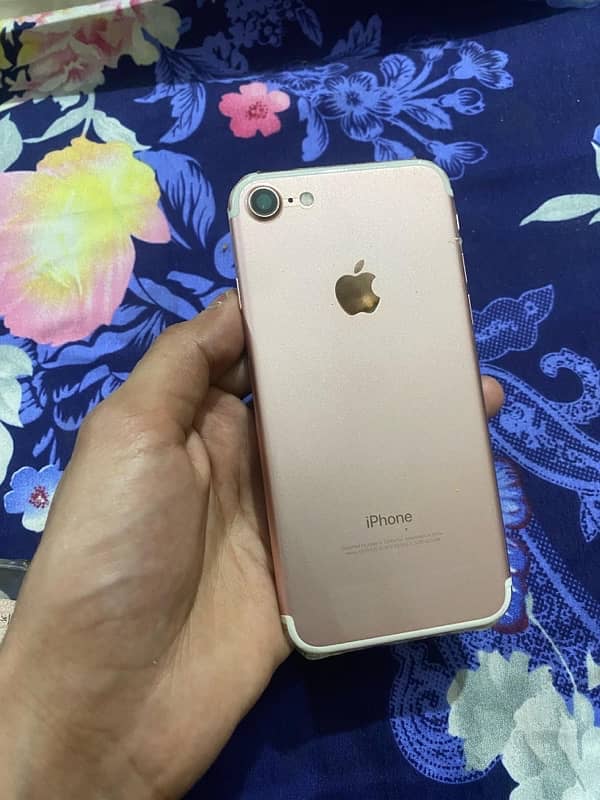 iphone 7 128GB Pta Approved 1