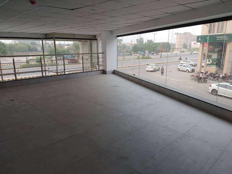 8 Marla Commercial Building for SALE in DHA RAYA FAIRWAYS Facing Golf+ Courtyard 10