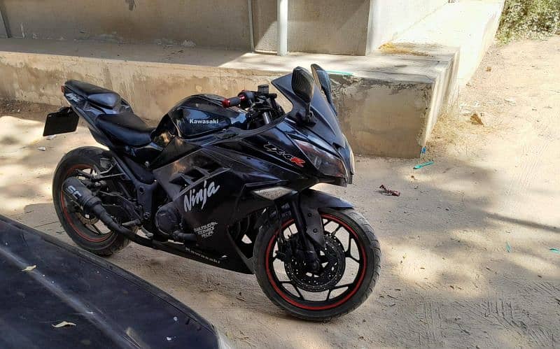 Kawasaki Ninja H2R, Best Performance, Black Color 1
