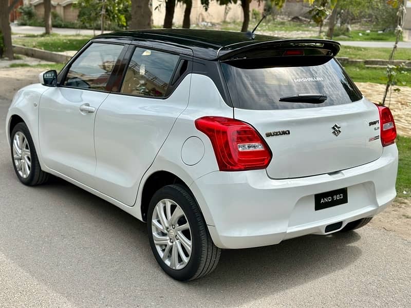 Suzuki Swift 2023 4