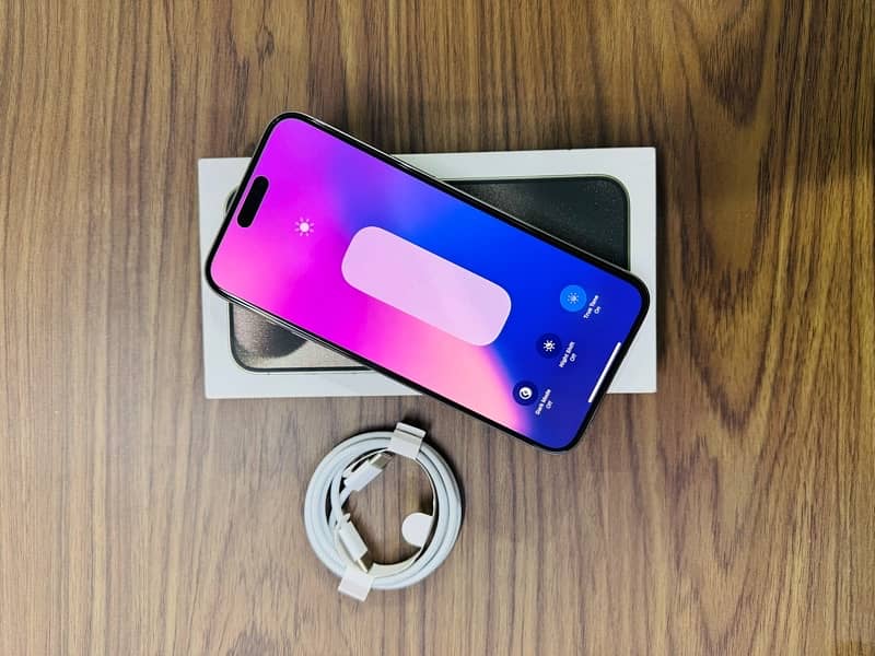 Iphone 15pro max 256gb HK Model pta aproved 100 health 4