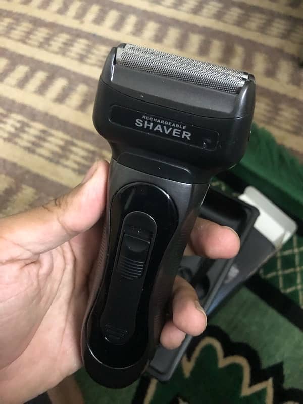 Rechargable Shaver 2