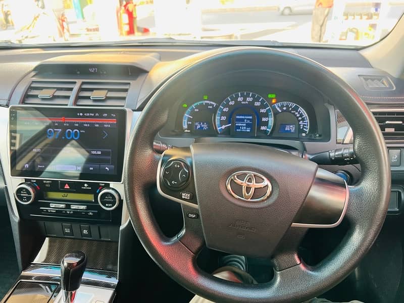 Toyota Camry 2011 5