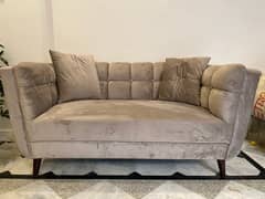 4 seater velvet sofa