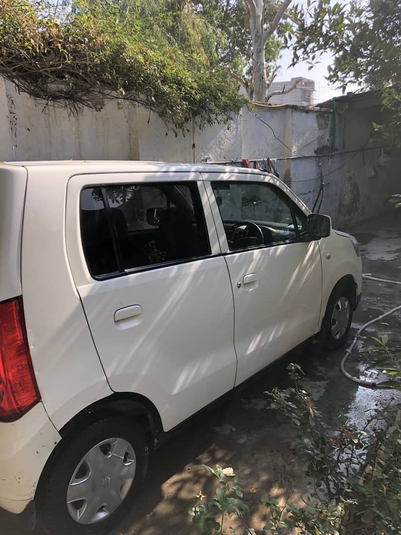 Suzuki Wagon R 2017 4