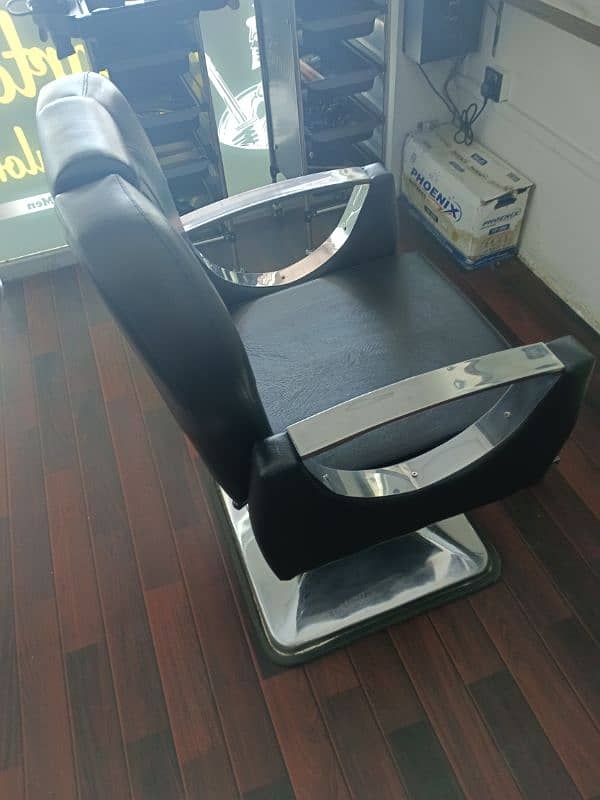 Salon items for sale 9