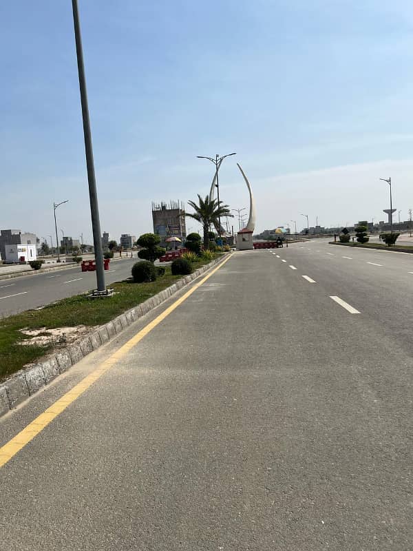 5 Marla Plot Available At Hot Location Near To park Mosque & Commercial At Reasonable Price In New Lahore City phase 3 3