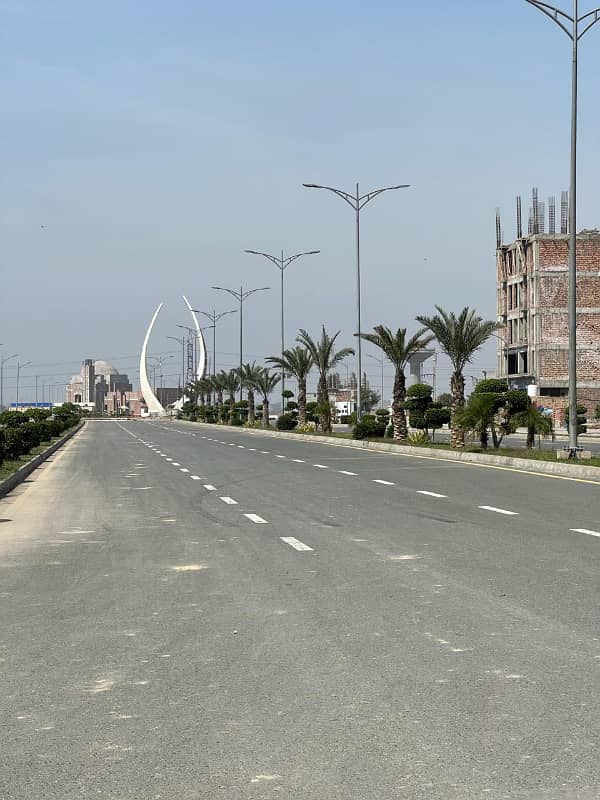 5 Marla Plot Available At Hot Location Near To park Mosque & Commercial At Reasonable Price In New Lahore City phase 3 6