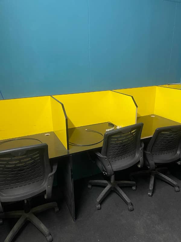 Fully furnished office for rent 4