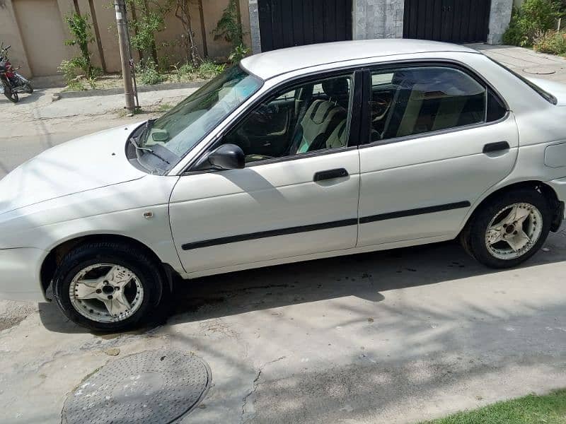 Suzuki Baleno 2003 3