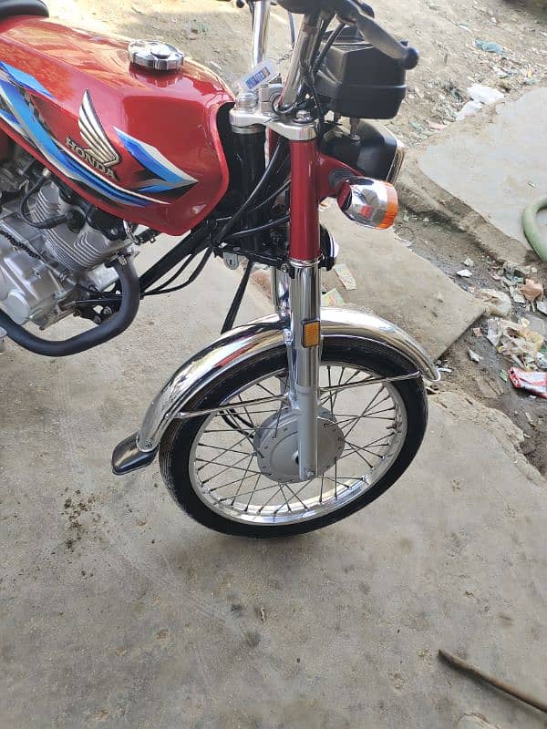 bike me koi kam nhi he her chiz oky he kem chali he 03102257262 1