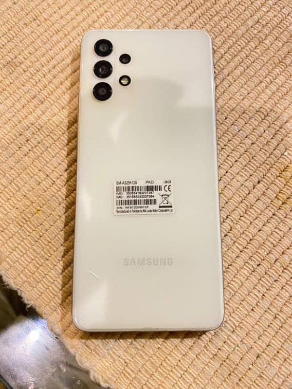 Samsung A32 personal used. 0