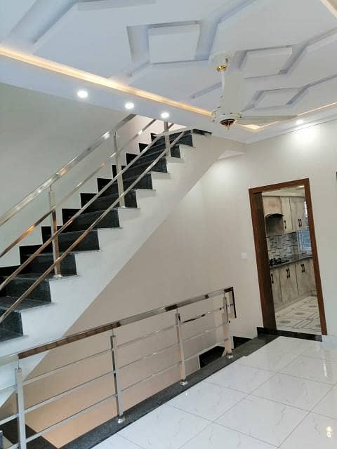 Size 25x40 Double Store Luxury House For Sale IN G-13 Income Rent 1.10 k 26