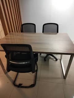 Vip fully furnished office for rent with services