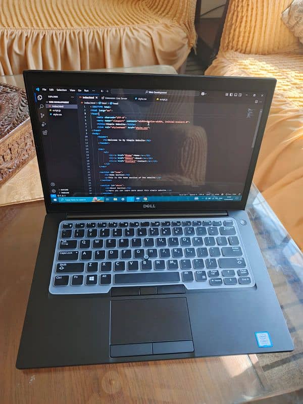 Dell Latitude 7490 | i7 8th Gen | LightweightSlim Laptop + Accessories 0
