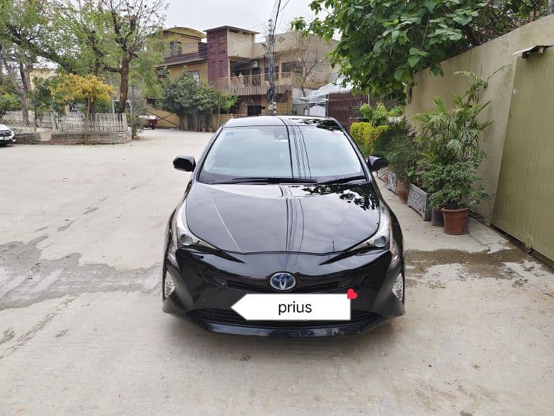 Toyota Prius 2017 0