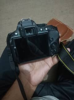 Nikon 5300 DSLR in mint condition