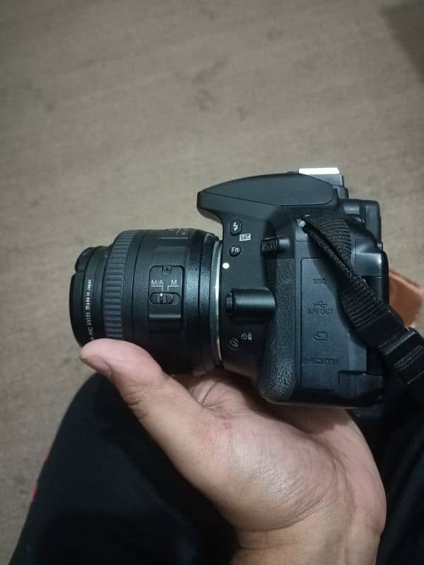 Nikon 5300 DSLR in mint condition 4