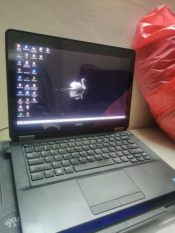 Latitude E5270 i5-6th Generation (12Gb Ram) 0