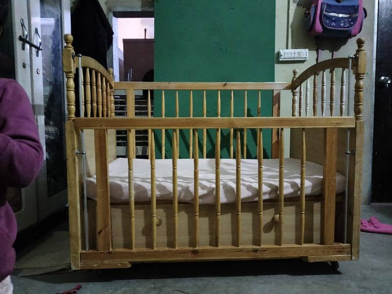 cot for sale in good condition 4