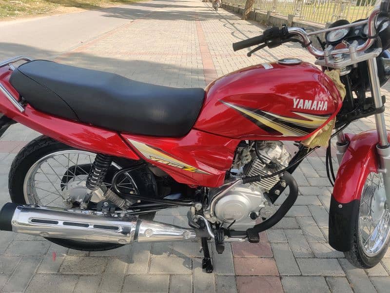 My Yamaha YB125Z 2020 model very good condition like new 2