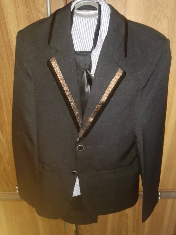 3 piece suit for boy 9,10 year old,26 size 2