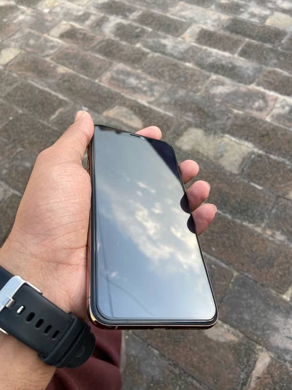 iphone xsmax pta approved 3