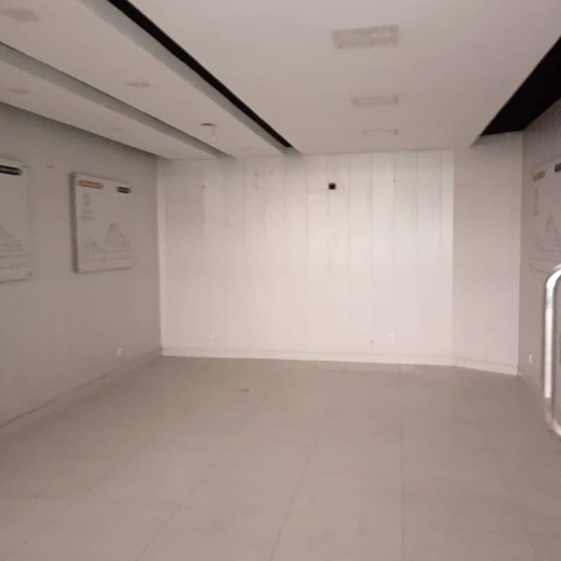 1200 SQFT Ground Floor Commercial Shop For Rent 7