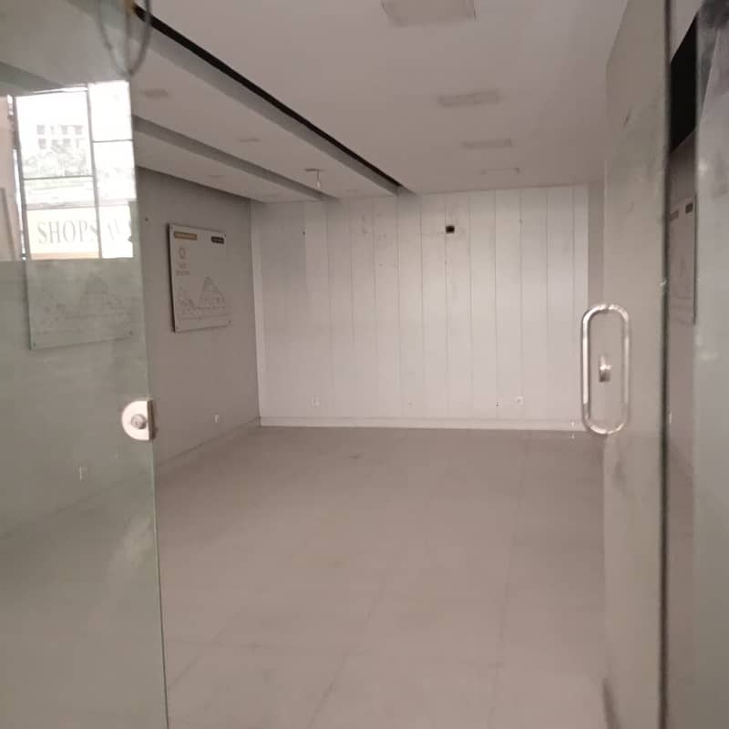 1200 SQFT Ground Floor Commercial Shop For Rent 9