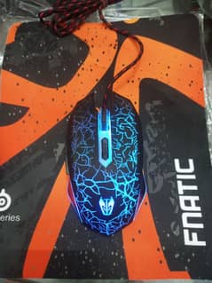 9 BUTTONS GAMING MOUSE WITH RGB LIGHTS