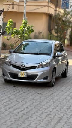 Toyota Vitz F1.0 2013