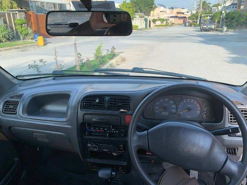 Suzuki Alto 2000 4