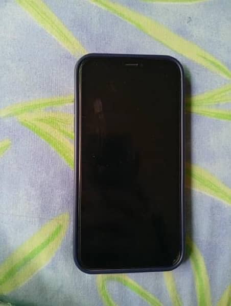 iphone XR 256 GB 5