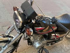 Honda 125 look like new 10/10 condition unregister