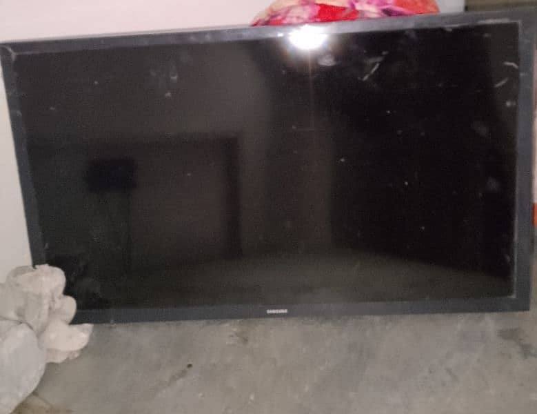 samsung 32" led TV 1