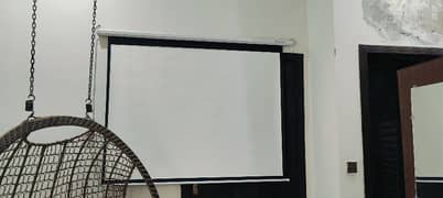 electric full size projector screen with free projector