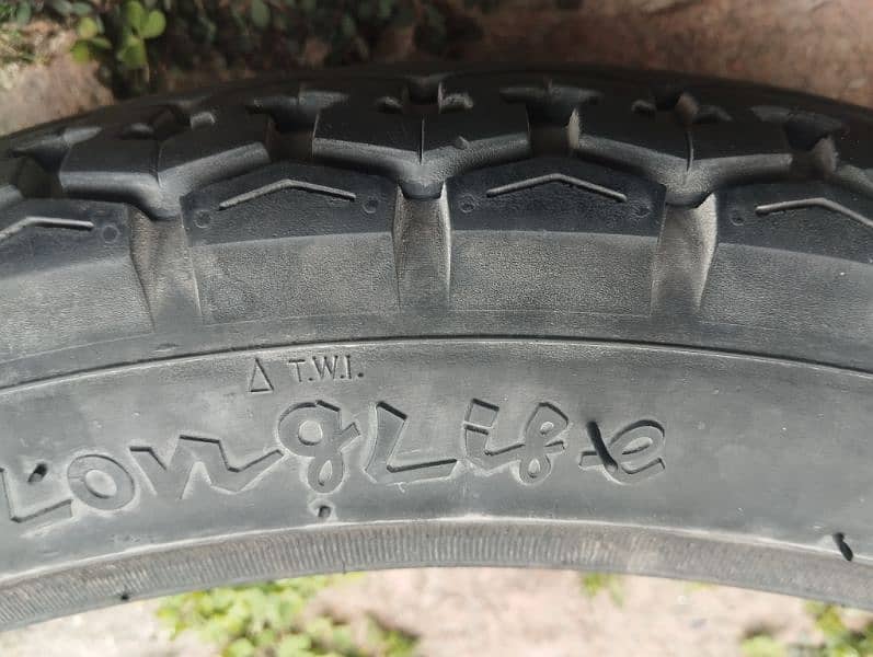 service Tyre 0