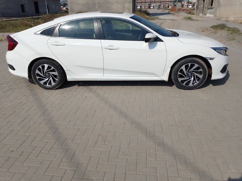 Honda Civic Oriel 2019 15