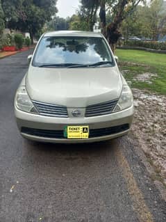 Nissan Tiida 2006